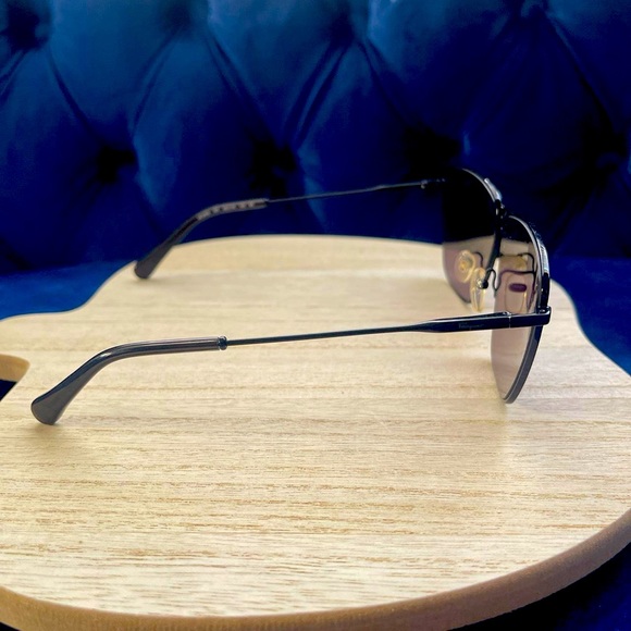 Salvatore Ferragamo Designer Sunglasses - Picture 2 of 3